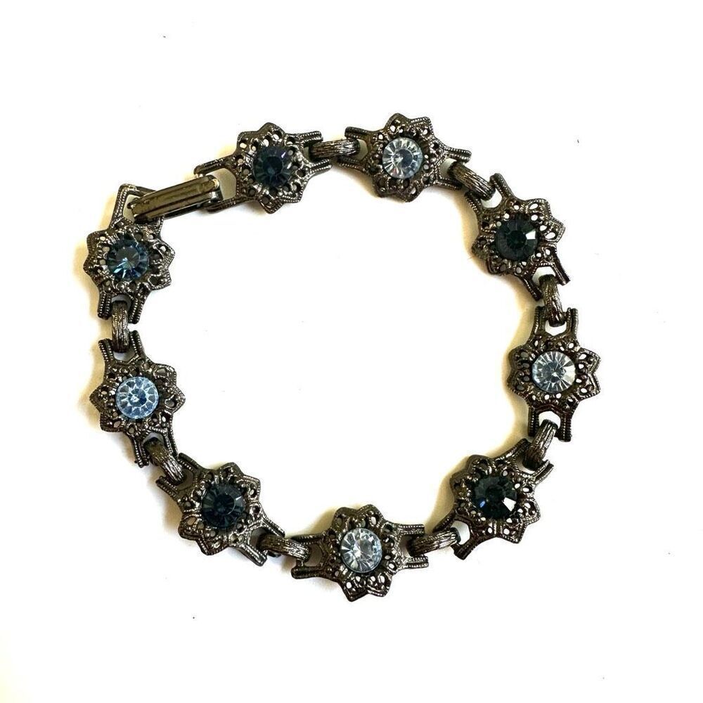 Blue rhinestone grey bracelet